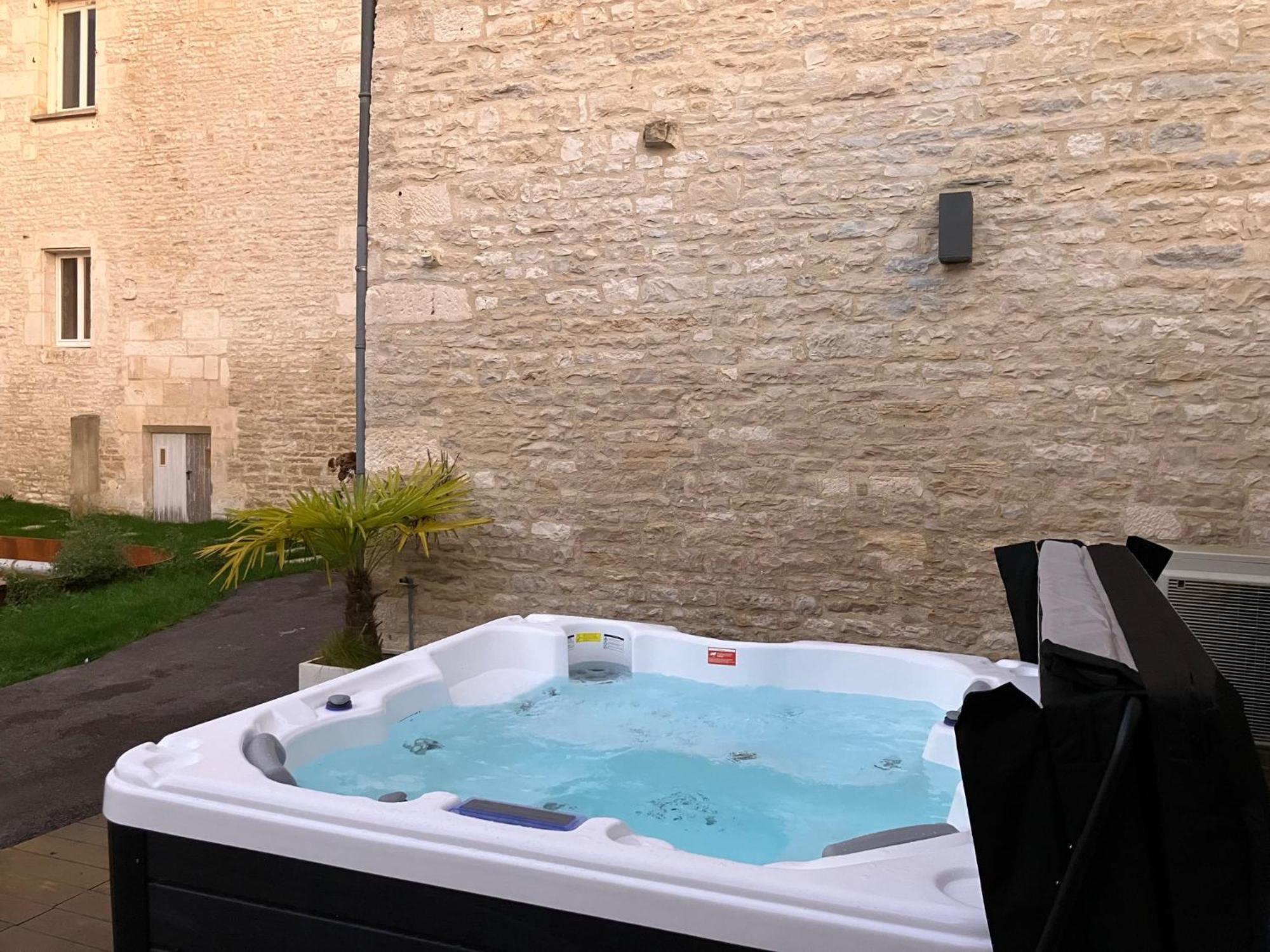 La Villa Lombardi En Champagne, Avec Piscine Privee Et Jacuzzi 레리시 외부 사진